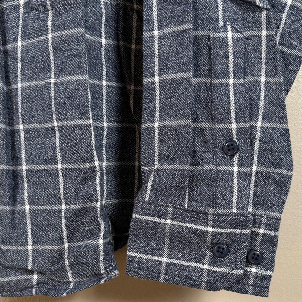 Men's PX Navy Blue Plaid Long-Sleeve Button-Down Shirt - Picture 4 of 6